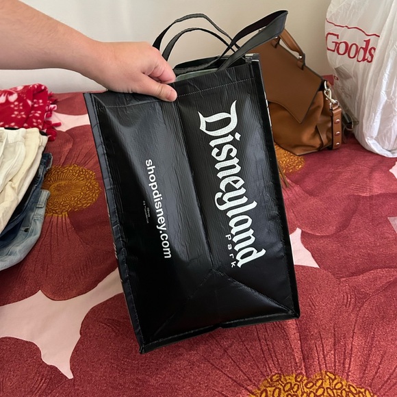 Disneyland Star Wars Reusable Bag - Picture 3 of 5